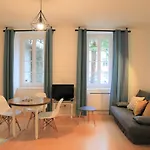 Maison Candela *